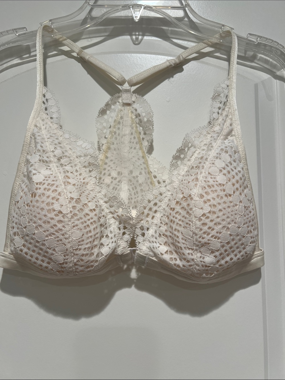 Like New Victoria's Secret Lace Racerback Bralette in Ivory Cream